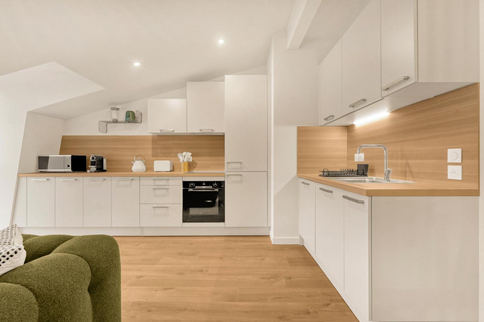 La Cite Des Postiers - Joli Duplex Climatise